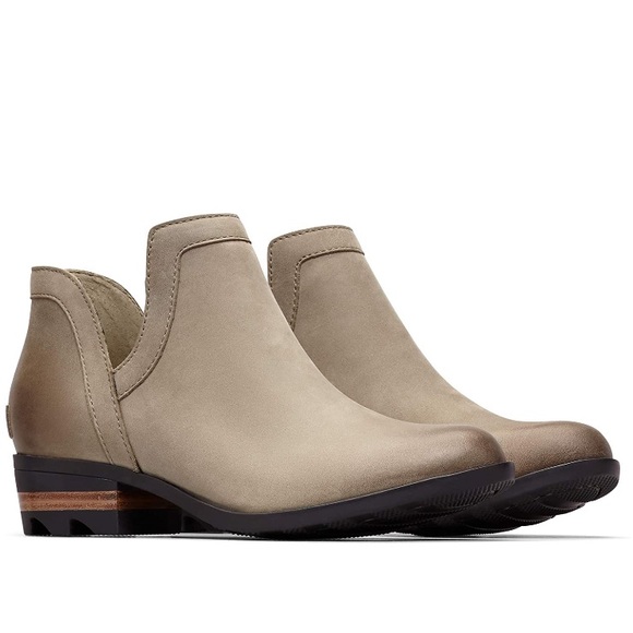 NIB Sorel Lolla Cut Out Booties Nubuck -Waterproof - Picture 2 of 16